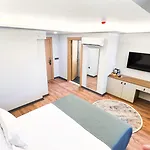 Szálloda Nira Boutique