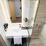 ホテル Nira Boutique